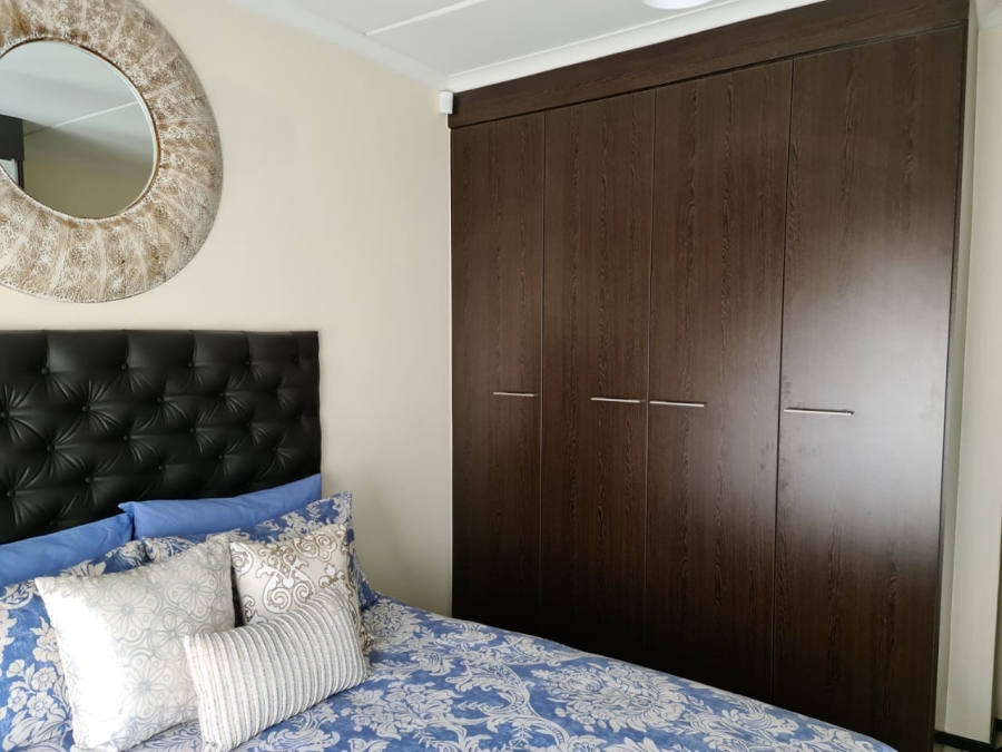 2 Bedroom Property for Sale in Noordwyk Gauteng