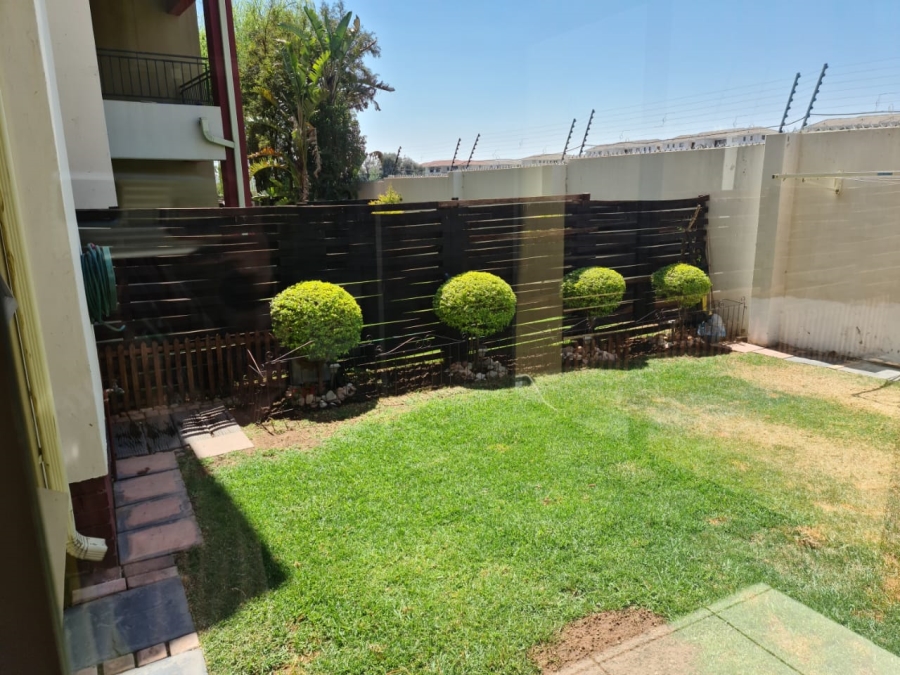 2 Bedroom Property for Sale in Noordwyk Gauteng
