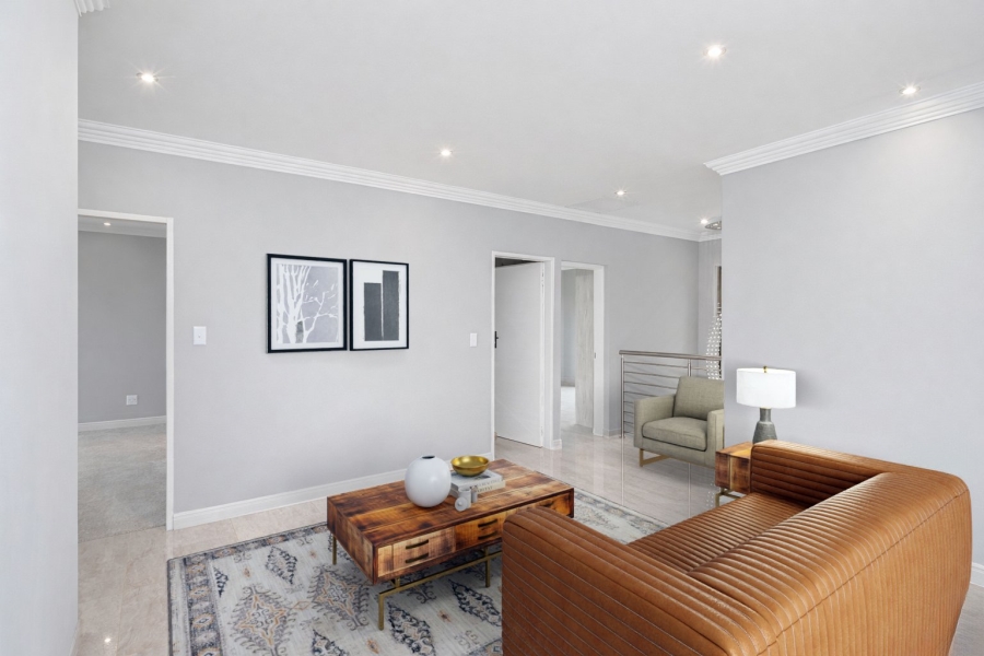 5 Bedroom Property for Sale in Diswilmar A H Gauteng