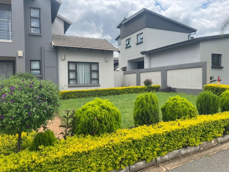 4 Bedroom Property for Sale in Montana Tuine Gauteng