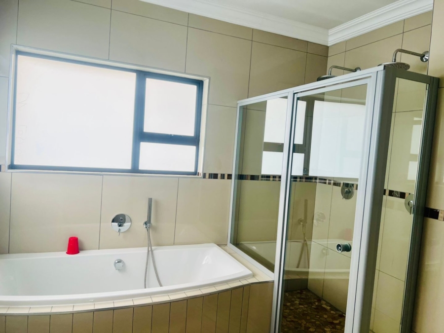 4 Bedroom Property for Sale in Montana Tuine Gauteng