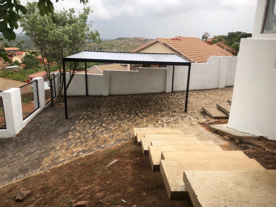 3 Bedroom Property for Sale in Soshanguve M Gauteng