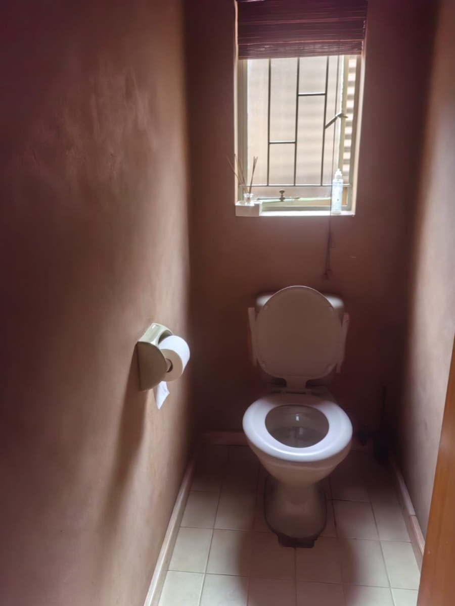 4 Bedroom Property for Sale in Amandasig Gauteng