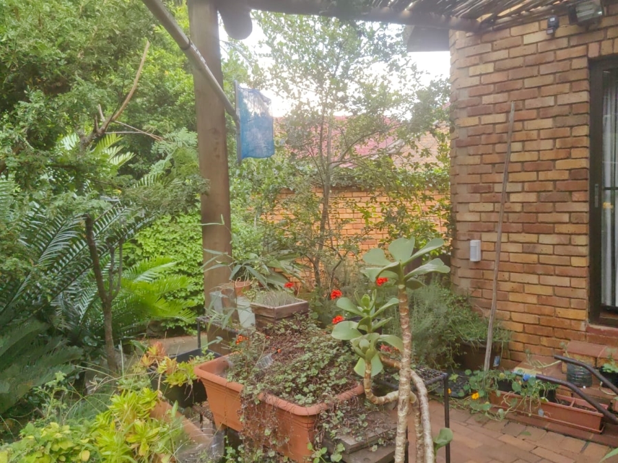 4 Bedroom Property for Sale in Amandasig Gauteng