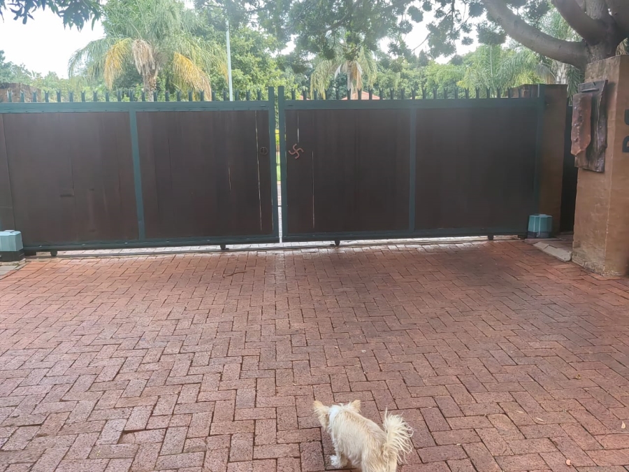 4 Bedroom Property for Sale in Amandasig Gauteng