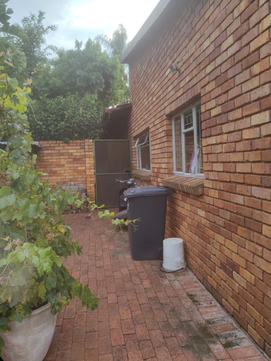 4 Bedroom Property for Sale in Amandasig Gauteng