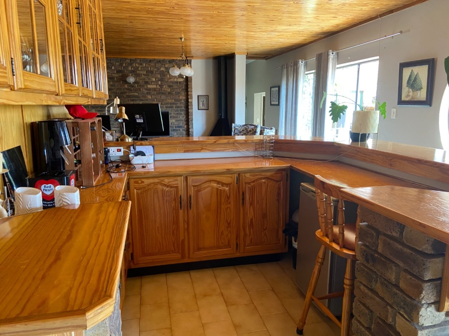 4 Bedroom Property for Sale in Zwartkop Gauteng