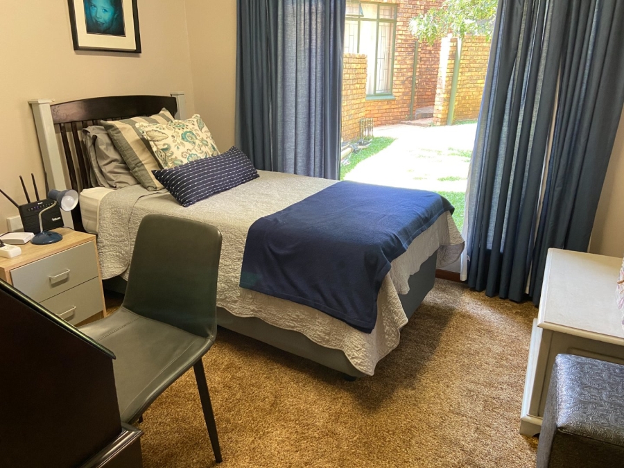 4 Bedroom Property for Sale in Zwartkop Gauteng