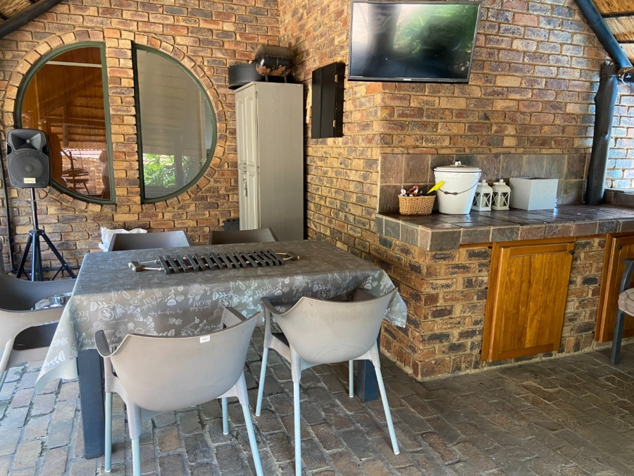 4 Bedroom Property for Sale in Zwartkop Gauteng