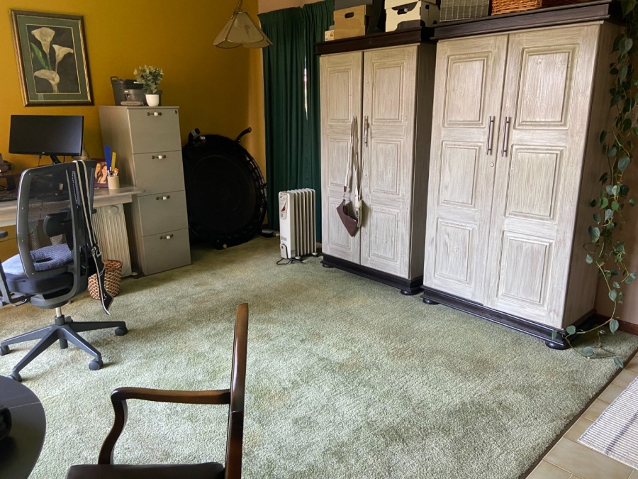 4 Bedroom Property for Sale in Zwartkop Gauteng