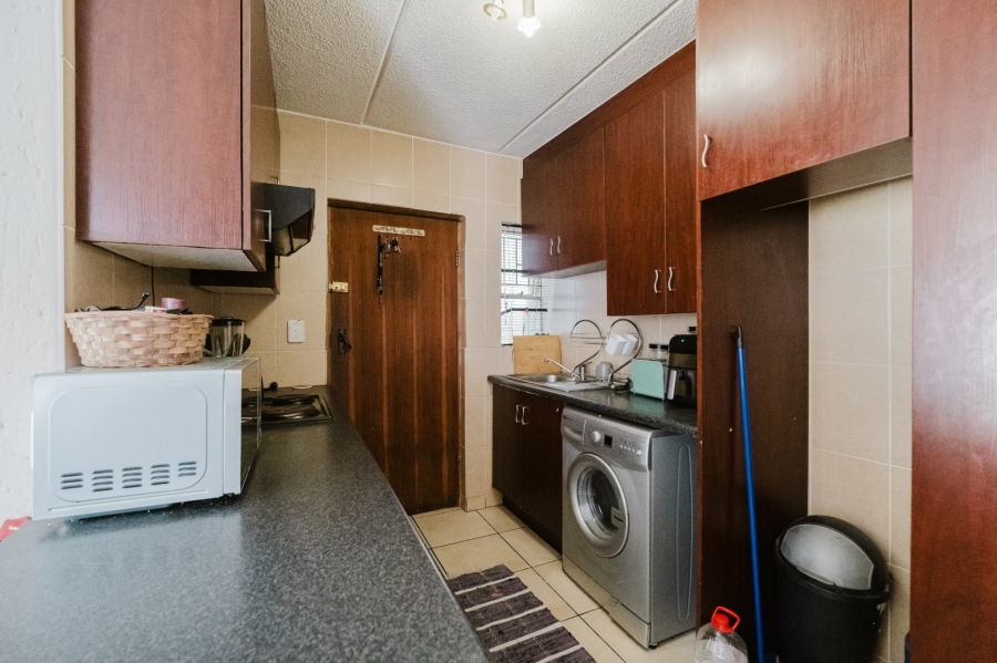 2 Bedroom Property for Sale in Ormonde View Gauteng