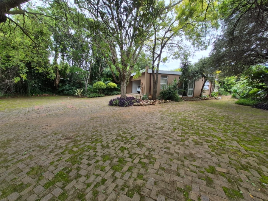 4 Bedroom Property for Sale in Monument Park Gauteng