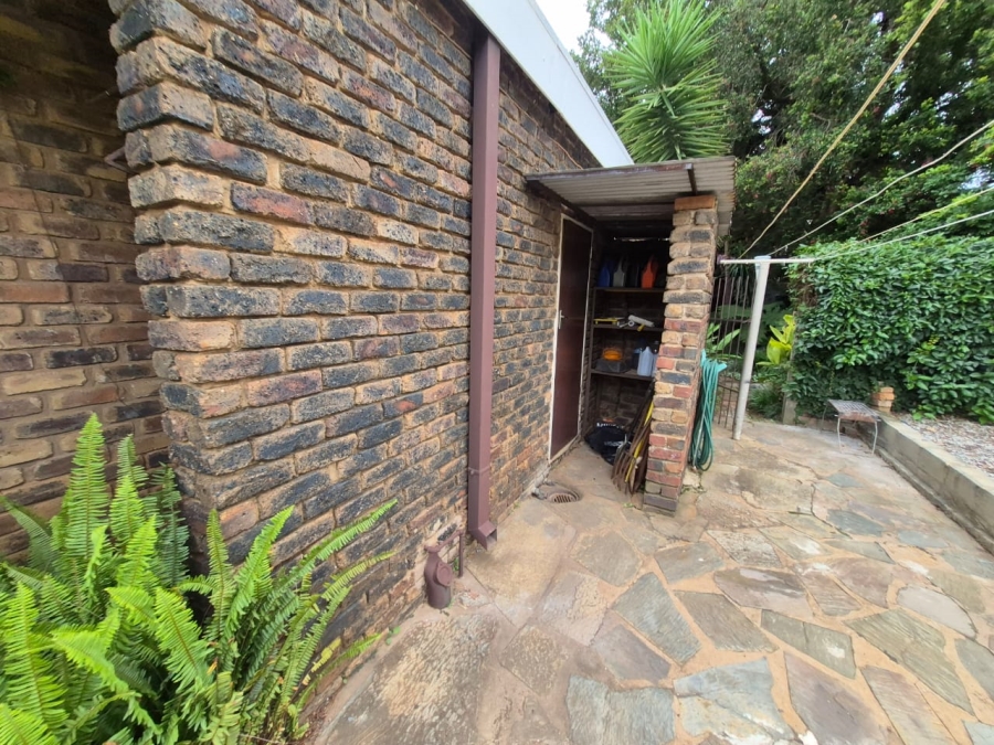 4 Bedroom Property for Sale in Monument Park Gauteng