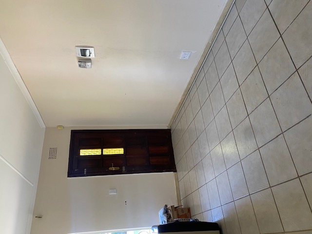 To Let 1 Bedroom Property for Rent in Rondebult Gauteng