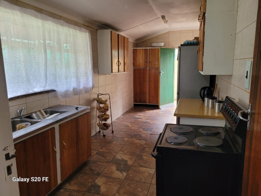 To Let 4 Bedroom Property for Rent in Estera Gauteng