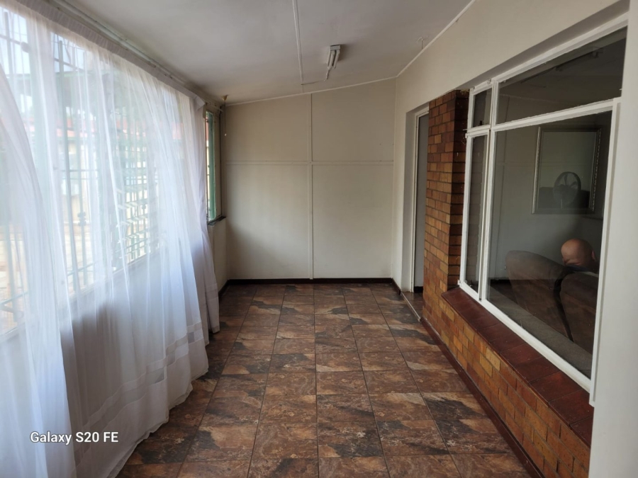 To Let 4 Bedroom Property for Rent in Estera Gauteng