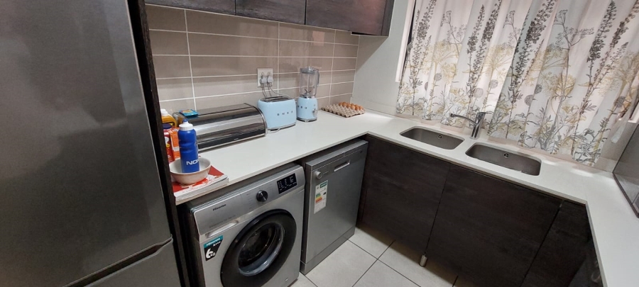 3 Bedroom Property for Sale in Olivedale Gauteng