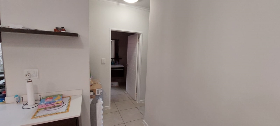 3 Bedroom Property for Sale in Olivedale Gauteng