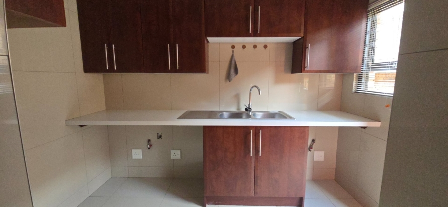 3 Bedroom Property for Sale in New Redruth Gauteng