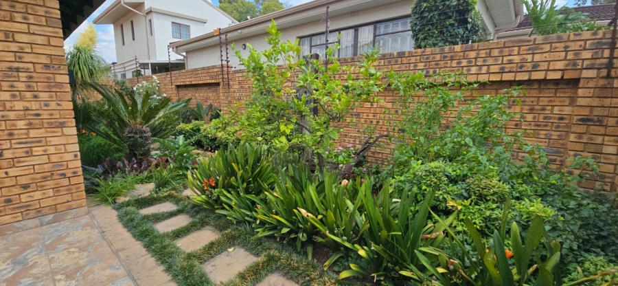 3 Bedroom Property for Sale in New Redruth Gauteng