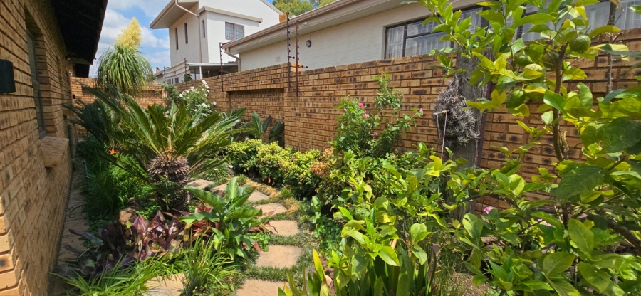 3 Bedroom Property for Sale in New Redruth Gauteng