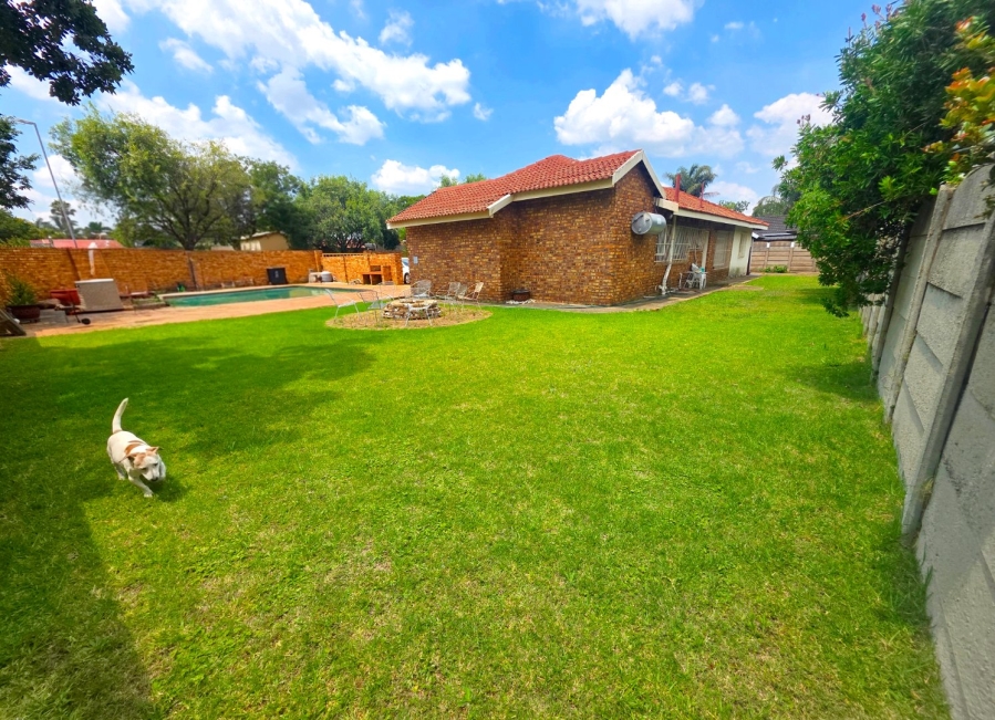 4 Bedroom Property for Sale in Impala Park Gauteng