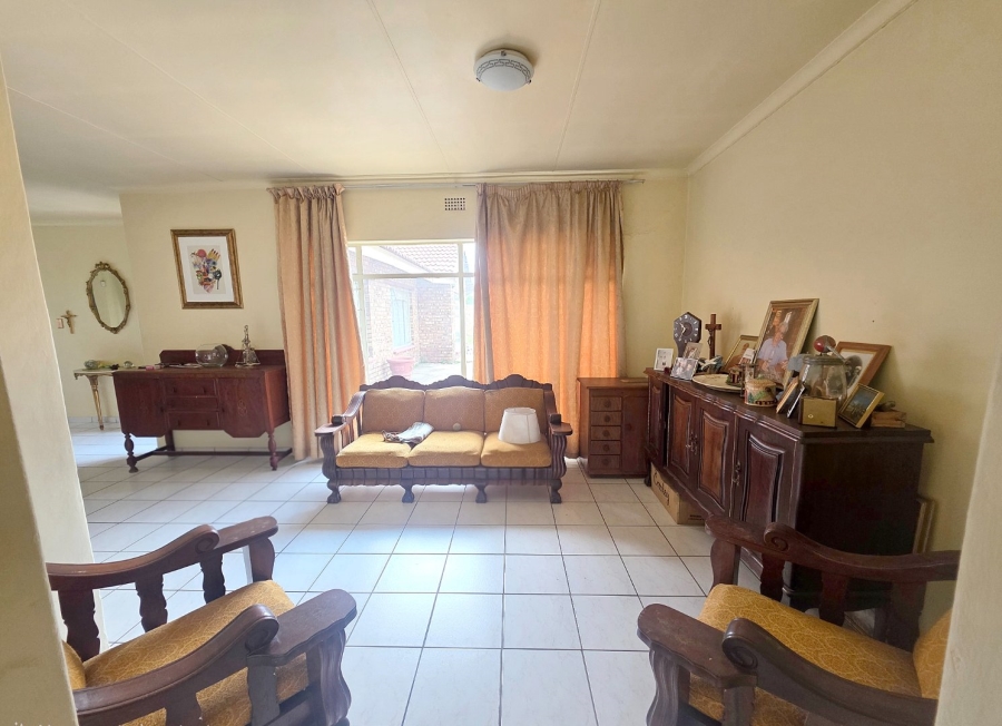 4 Bedroom Property for Sale in Impala Park Gauteng