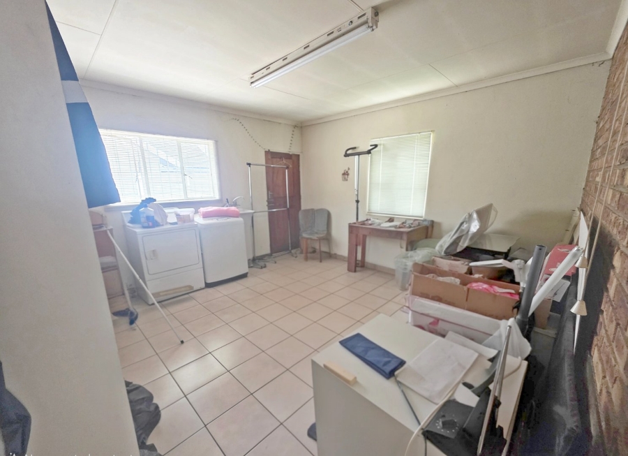 4 Bedroom Property for Sale in Impala Park Gauteng