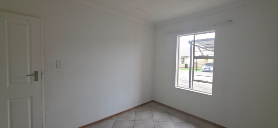 2 Bedroom Property for Sale in Albertsdal Gauteng