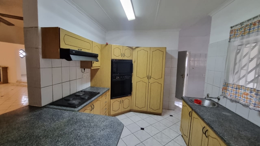 Bedroom Property for Sale in Kwaggasrand Gauteng