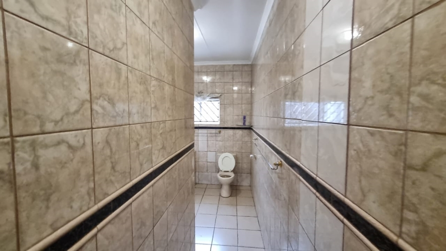  Bedroom Property for Sale in Kwaggasrand Gauteng