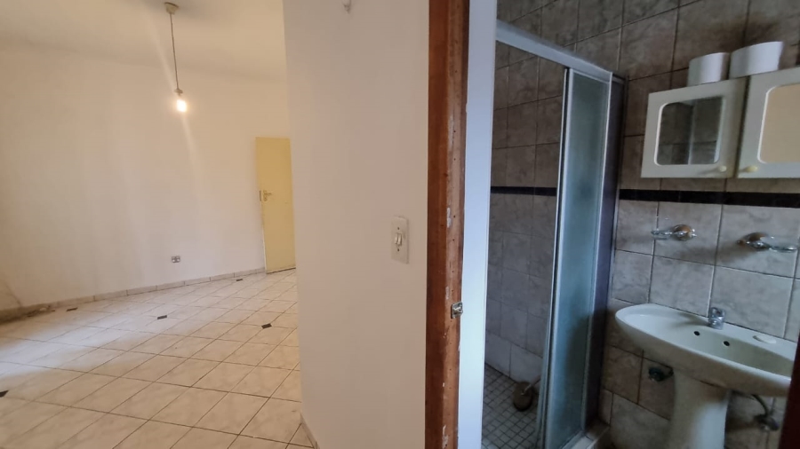  Bedroom Property for Sale in Kwaggasrand Gauteng