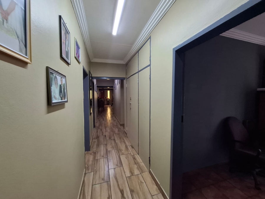 4 Bedroom Property for Sale in Hermanstad Gauteng