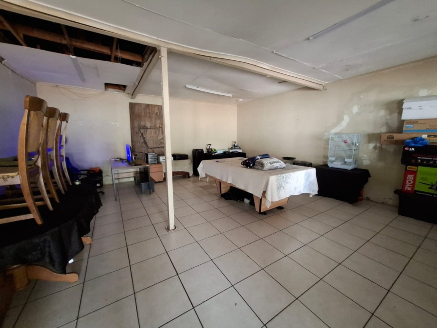 4 Bedroom Property for Sale in Hermanstad Gauteng