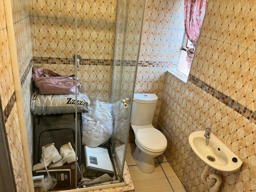 3 Bedroom Property for Sale in Clayville Gauteng