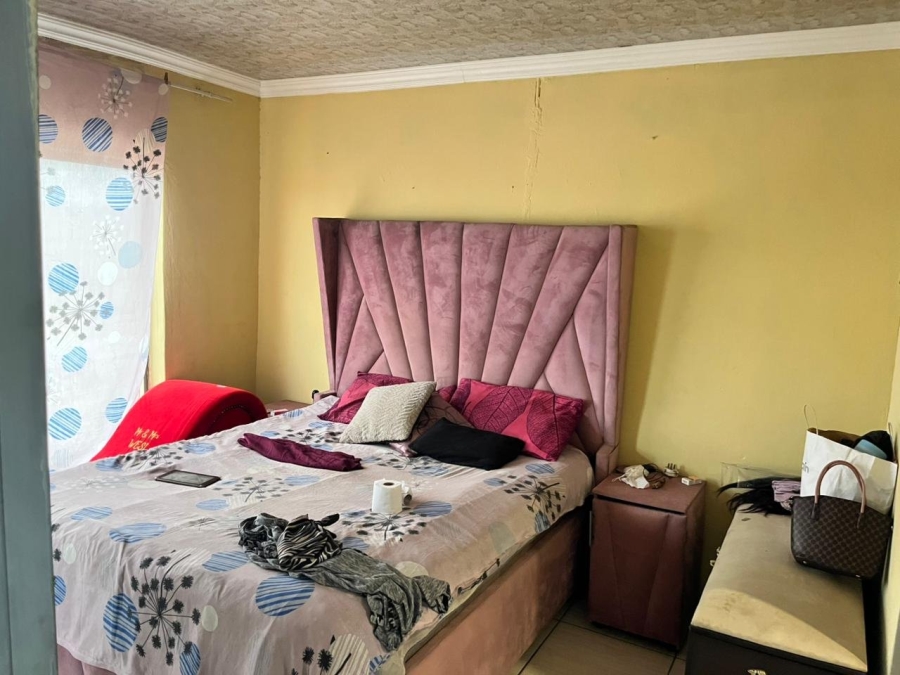 3 Bedroom Property for Sale in Clayville Gauteng