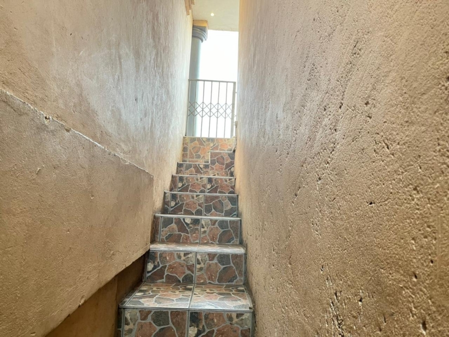 3 Bedroom Property for Sale in Clayville Gauteng