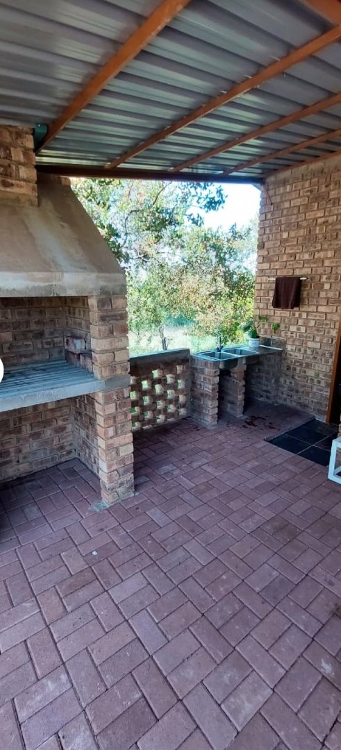 Commercial Property for Sale in Dinokeng Game Reserve Gauteng