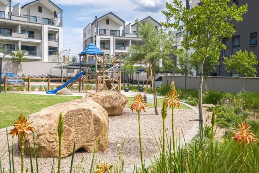 To Let 3 Bedroom Property for Rent in Waterfall Gauteng