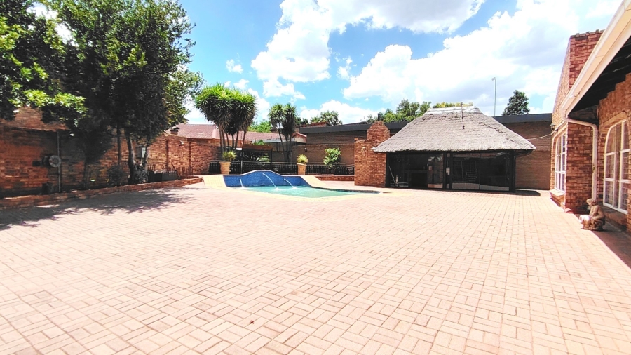 3 Bedroom Property for Sale in Vanderbijlpark SE 3 Gauteng