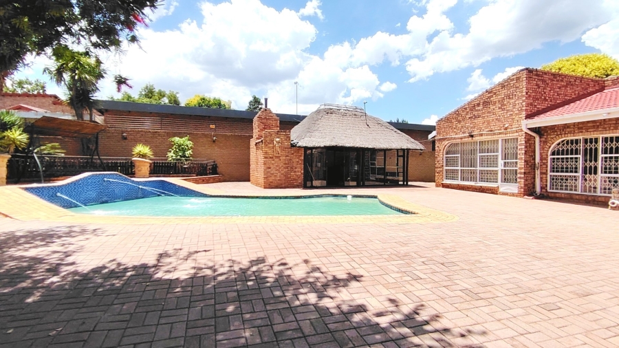 3 Bedroom Property for Sale in Vanderbijlpark SE 3 Gauteng