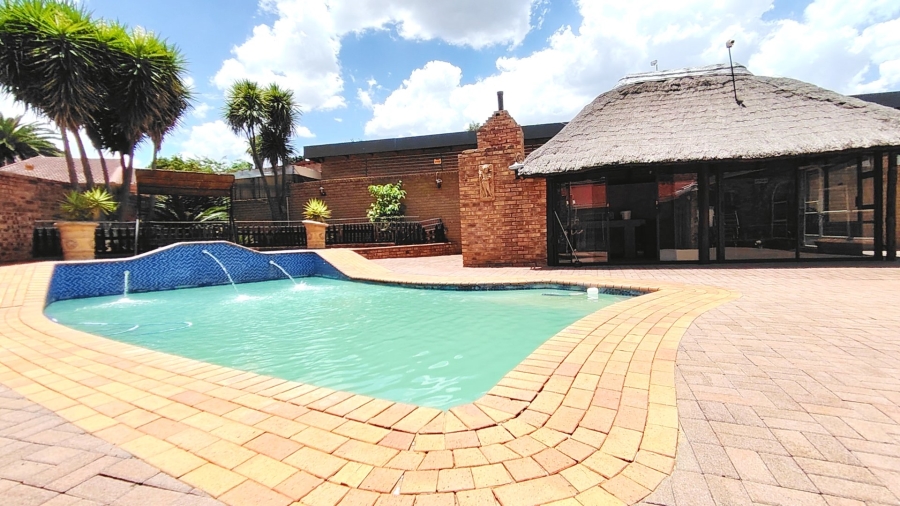 3 Bedroom Property for Sale in Vanderbijlpark SE 3 Gauteng