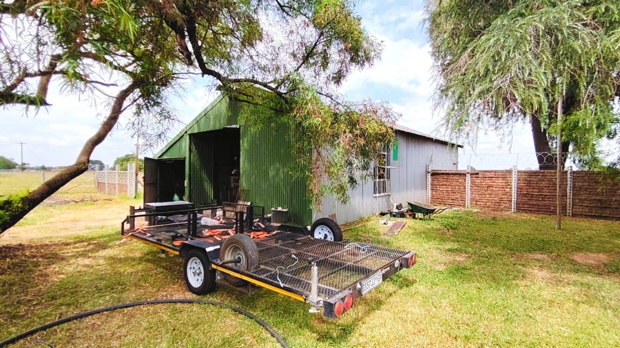 Commercial Property for Sale in Nelsonia Gauteng