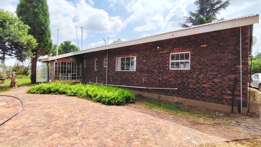 Commercial Property for Sale in Nelsonia Gauteng