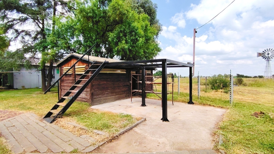 Commercial Property for Sale in Nelsonia Gauteng