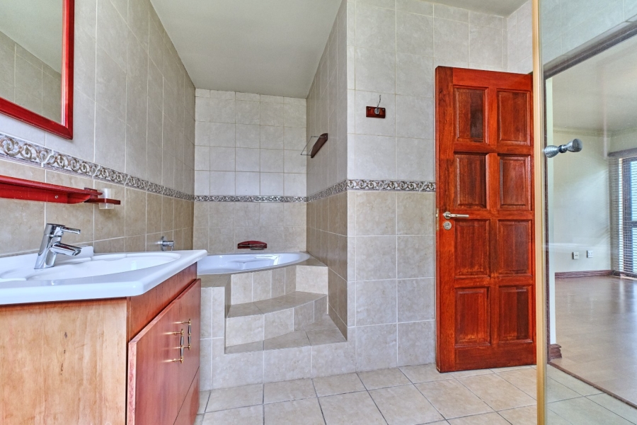 4 Bedroom Property for Sale in Sagewood Gauteng