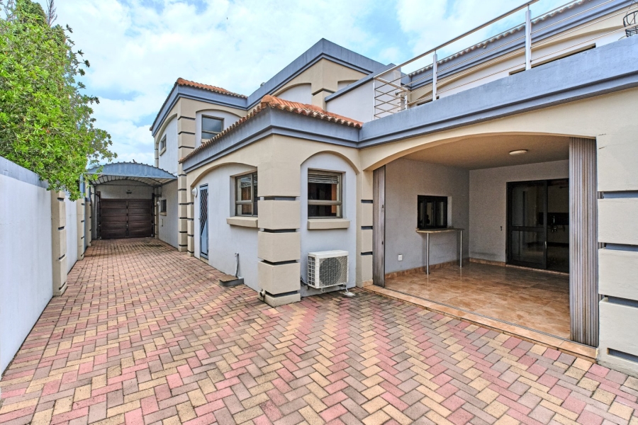 4 Bedroom Property for Sale in Sagewood Gauteng
