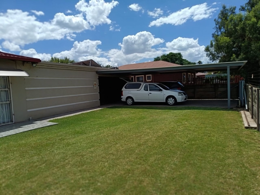 3 Bedroom Property for Sale in Vanderbijlpark CW 3 Gauteng