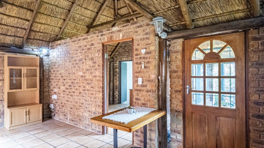 7 Bedroom Property for Sale in Zwartkop Gauteng