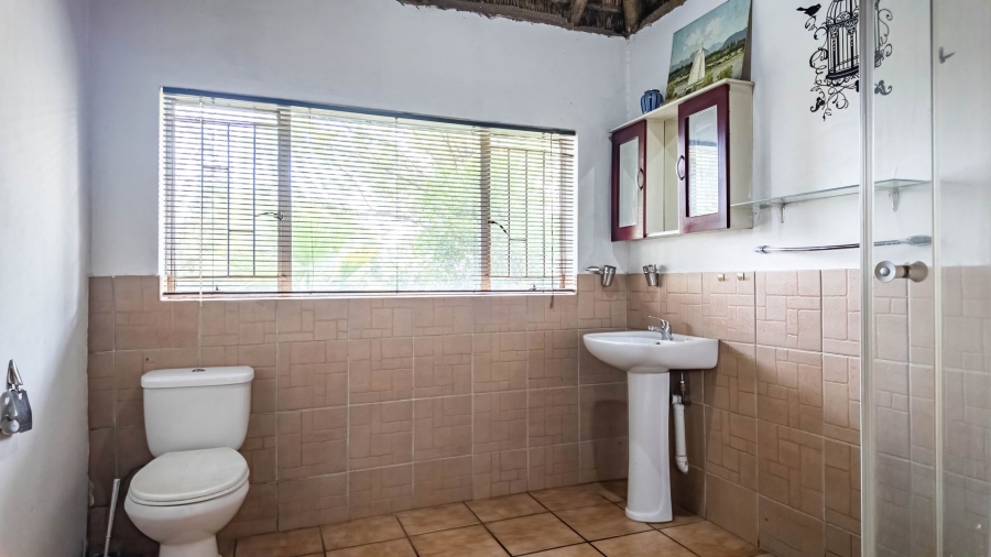 7 Bedroom Property for Sale in Zwartkop Gauteng